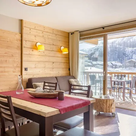 Relaxed Stay By Alpine Trails